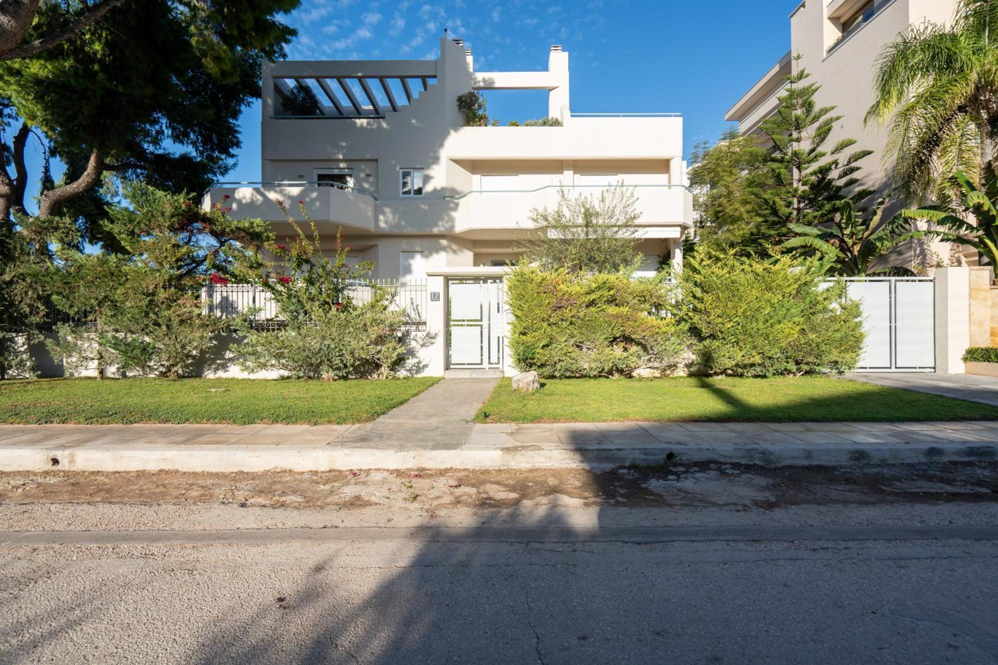 Bright, Cosy Studio Close To Glyfada Beach & Center Αθήνα Εξωτερικό φωτογραφία